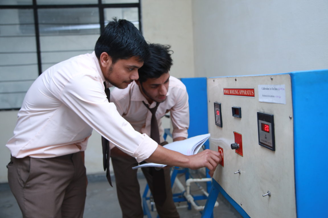 University Laboratory 4