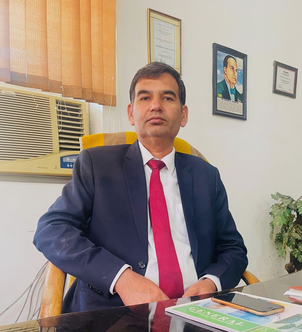 Dr. Naveen Goya